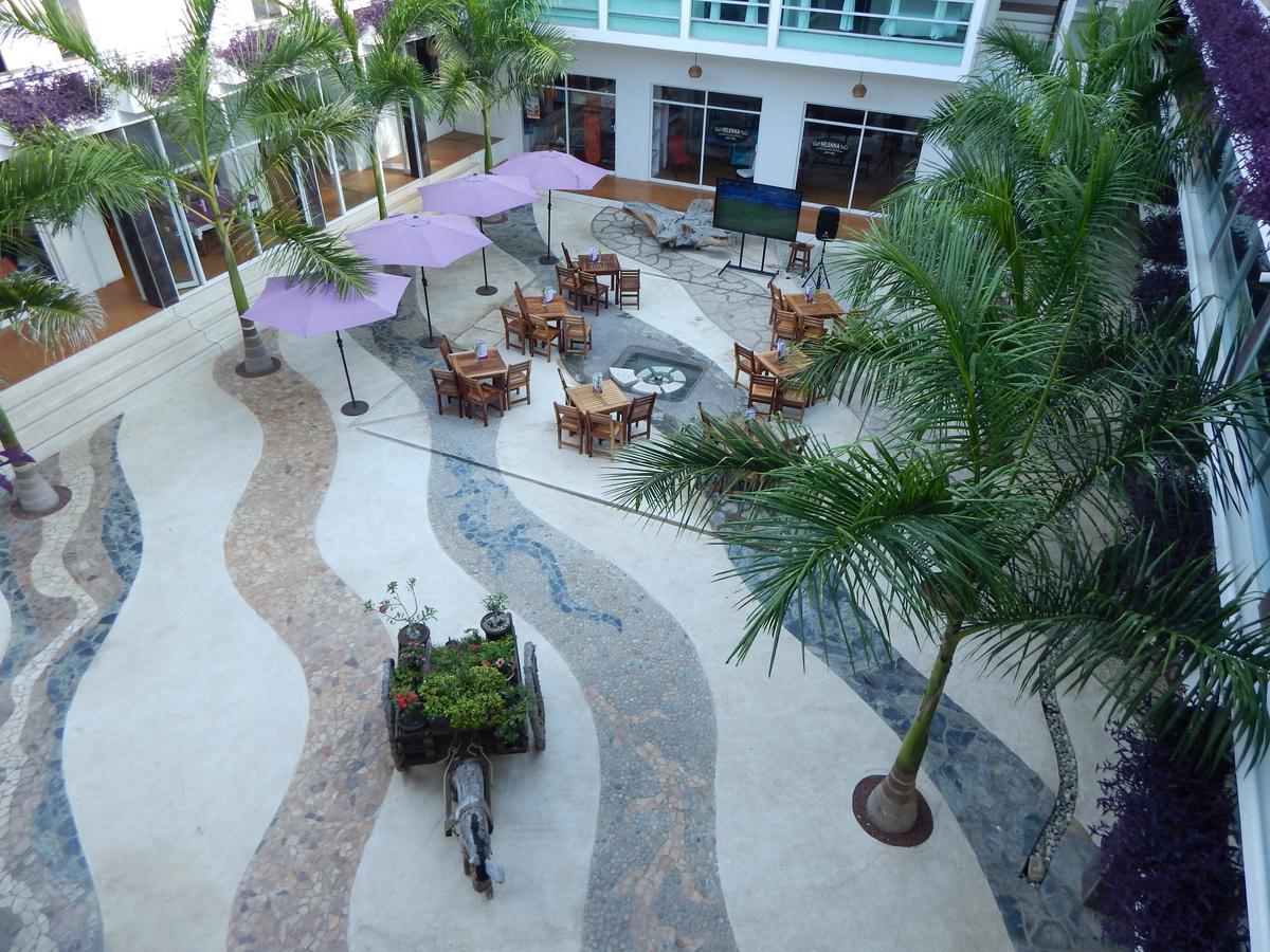 Hotel Rockaway ปูแอร์โตเอสกอนดิโด ภายนอก รูปภาพ