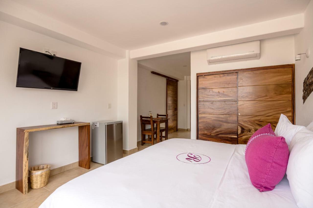 Hotel Rockaway ปูแอร์โตเอสกอนดิโด ภายนอก รูปภาพ
