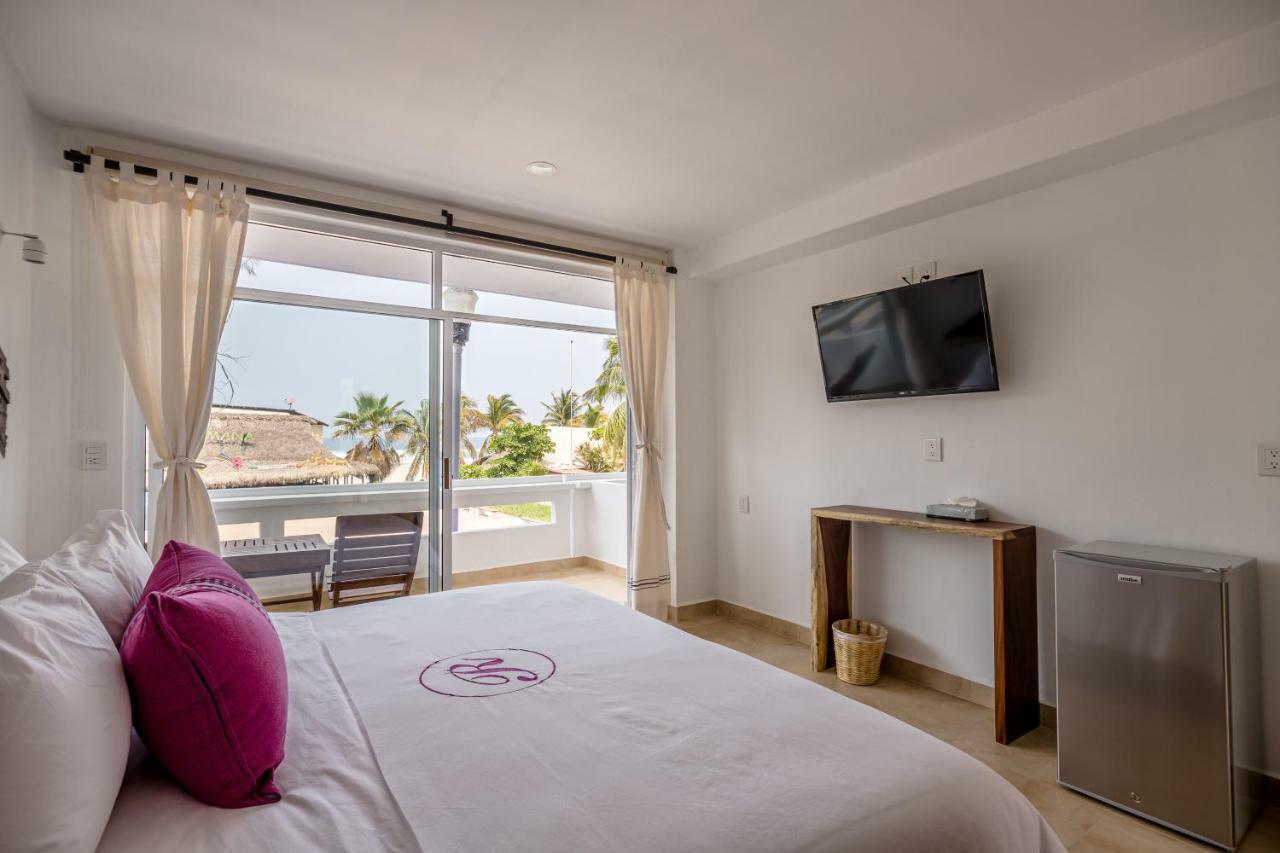 Hotel Rockaway ปูแอร์โตเอสกอนดิโด ภายนอก รูปภาพ