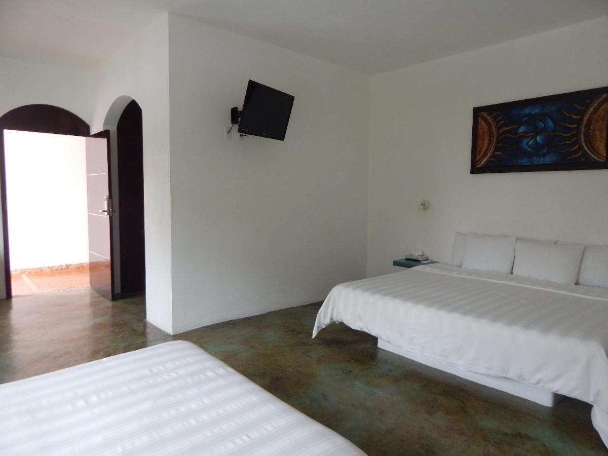 Hotel Rockaway ปูแอร์โตเอสกอนดิโด ภายนอก รูปภาพ